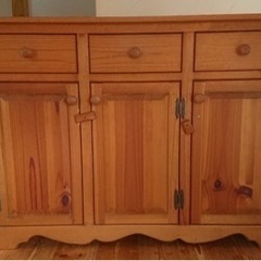 カントリーキャビネット