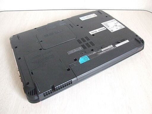 高速SSD240GB搭載 第二世代 Core i7-2630QM （4コア/8スレッド） 8GB　Fujitsu LIFEBOOK AH77/C　ノートパソコン　(4086）