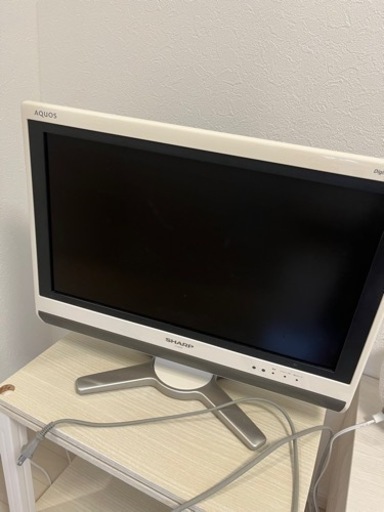 テレビ　24インチ