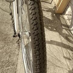 27インチ シティサイクル キレイな白 6速 タイヤ前後溝有り
