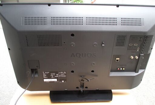SHARP　AQUOS　32型液晶テレビ　2T-C32AE1