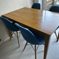 ダイニングテーブルセット！椅子4脚