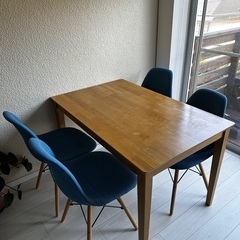 ダイニングテーブルセット！椅子4脚