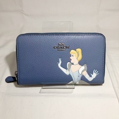 COACH×Disneyコラボ ラウンドファスナー財布 中古品