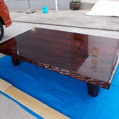 【値下げ】高級座卓テーブル　中古　天然木一枚板　5㎝厚さ　重厚感...