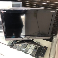 SHARP AQUOS TV