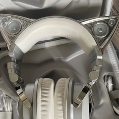 アリアナグランデ ヘッドフォン