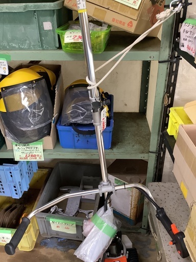 新品 草刈機 (3枚刃) 管4230703CK (ベストバイ 静岡県袋井市)