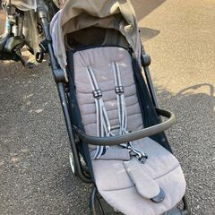 ベビーカー（Cybex EEZY S B2）