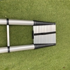 指挟み防止付き！伸縮自在はしご 