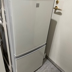 SHARP 冷蔵庫 137L 2018製