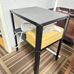 IKEAで購入　小さなサイドテーブル　