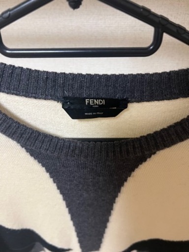 FENDI セーター