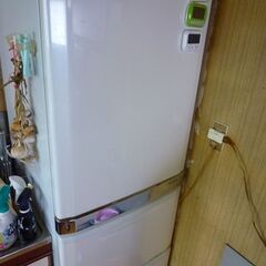 （お渡し者様が決まりました）三菱冷凍冷蔵庫（MR-CU37J-W...