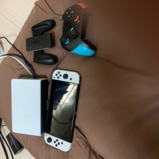 Switch有機EL 中古 取引予定者決まりました