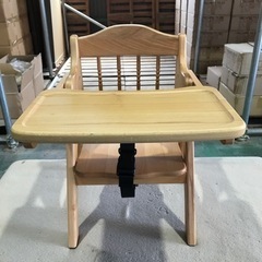 高級天然木折りたたみ式のテーブル付きベビーチェアー