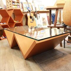 110)【東京/神奈川限定配送/直取歓迎】アルフレックス arflex モンターニャ MONTAGNA センターテーブル ガラステーブル 参考価格109,300円