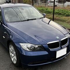 BMW 320i  