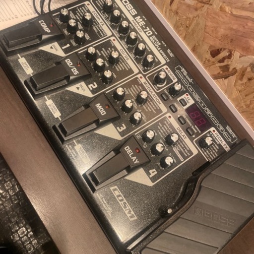 【取り引き終了】 BOSS ME70 ギターマルチエフェクター値段の変更させていただきました！！