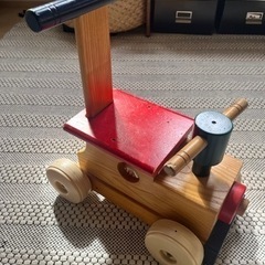 木製汽車の乗り物おもちゃ
