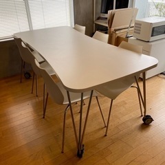 大幅値下げ!【Kartellカルテル】テーブル、椅子セットプラダポロシャツ