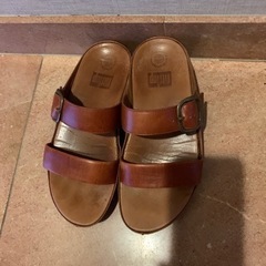 サンダル　茶　23cm fitflop 