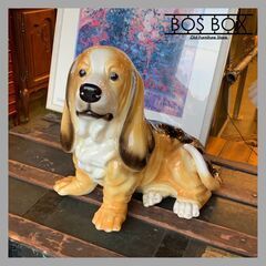バセッドハウンド お座り ドッグオブジェ 犬の置物 陶器製○E055C712