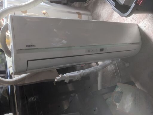 2019年製　引越し取り外し　RAS-2258V　東芝