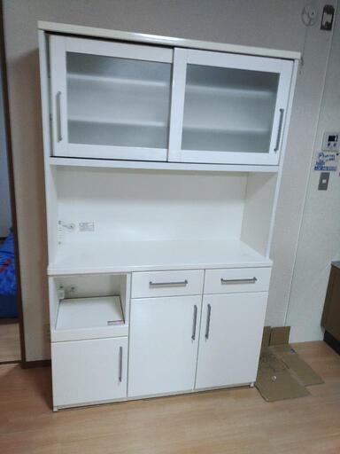 激安早い者勝ち　ニトリ　食器棚　カップボード