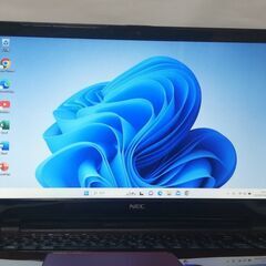 ?NEC?Lavie?NS150AAR?薄型赤?SSD?WIN11?Office2021
