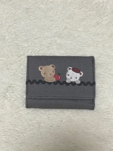 三つ折り財布　美品　ファミリア　財布