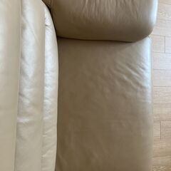 ニトリ右電動リクライニングソファ 3人掛け（送料込み）