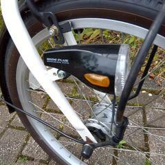 ランドスケープ ホワイト　外装6段変速 20型 折りたたみ自転車　【値下げしました22000円⇨20000円】