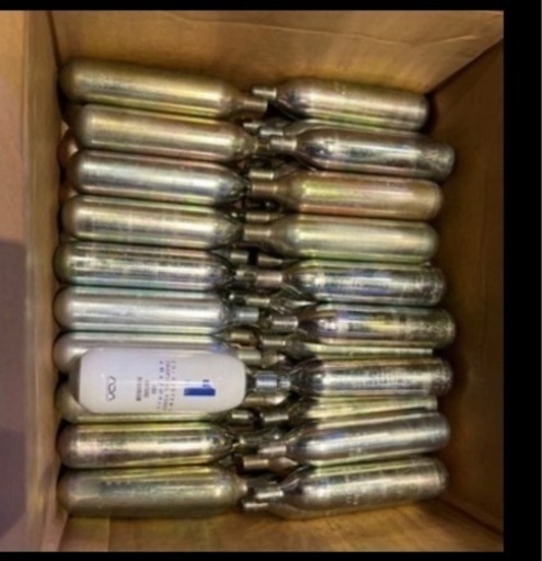 水草育成用CO2ボンベ(値下げ中)
