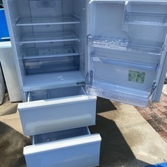 2018年製? AQUA アクア AQR-27G2（W） [冷蔵庫（272L・右開き