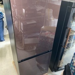 お薦め品‼️洗浄済み‼️ハイセンス ガラストップドア 2ドア冷蔵庫154L 2018年 お薦め品‼️洗浄済み‼️ハイセンス ガラストップドア 2ドア冷蔵庫154L