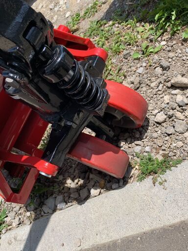 美品 ニチユ パレットトラック PT15S-18-107 最大荷重1500Kg