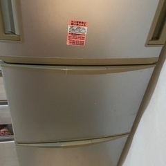 シャープ　SHARP 冷蔵庫　2008年製　sj-wa35p