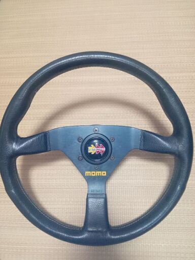 momo RACE 35パイ ステアリング MOMO RACE 35パイステアリング MOMO