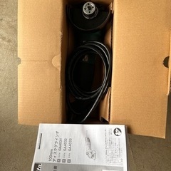 マキタ　100mmディスクグラインダー　GA4033