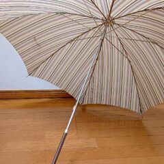 ☔ 細長シャープな雨傘♻️数回使用の中古品