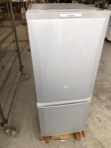 福岡市内配送設置無料　三菱電機 MITSUBISHI ELECTRIC MR-P15W-S [冷蔵庫 (146L・右開） 2ドア ピュアシルバー]