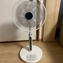 [取引中]パーツ取り用扇風機　HITACHI HEF-130M