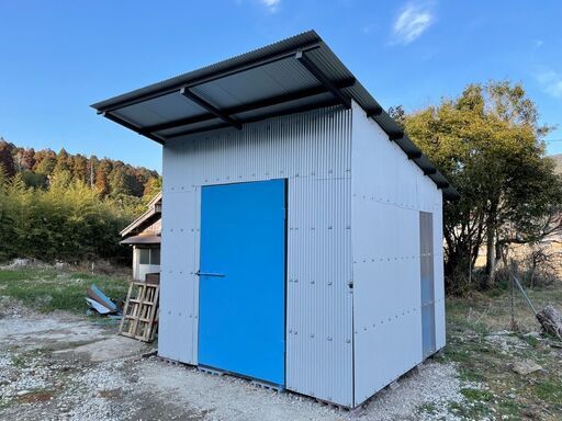 移動可能鉄骨倉庫