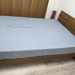 ダブルベッド・美品・フレーム・マットレス