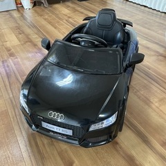 Audi TT RS アウディ　車　おもちゃ　ジャンク