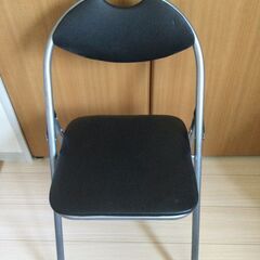 折り畳み式 椅子（無料）