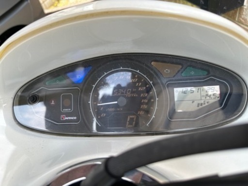 スタンドアップタクト AF24 苫小牧港受取可能 電動でスタンド上がります