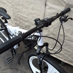 新札幌 MACCE マウンテンバイク 折りたたみ自転車 26インチ/3×7段変速 チェーンロック・空気入れ・パーツ付き / 1850