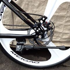 新札幌 MACCE マウンテンバイク 折りたたみ自転車 26インチ/3×7段変速 チェーンロック・空気入れ・パーツ付き / 1850